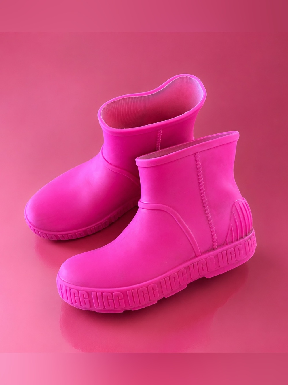 UGG Drizlita Rain Boots Taffy Pink Big Kids Size 4 EU 36 Rubber Waterproof Boots